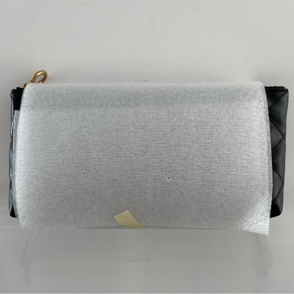 ICARE Maxi Shopping bag in Quilted Lambskin - Picture 6 of 6